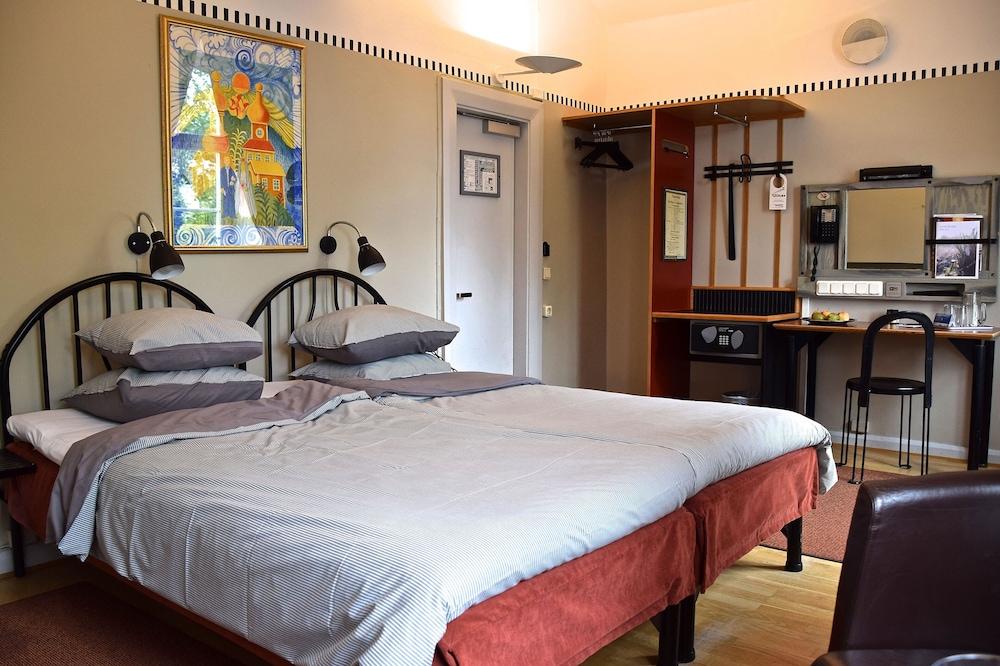 Langholmen Hotel 3*